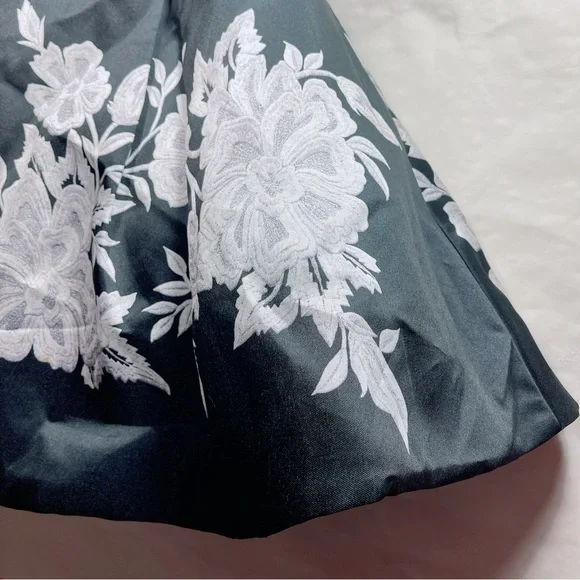 Jovani Black & White Floral Short Strapless Cocktail Dress 🤍⚜️🔲